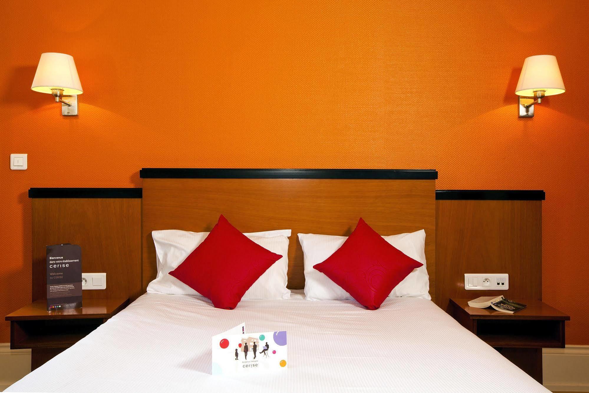 Hotels & Residences - Les Thermes Luxeuil-les-Bains Exterior photo