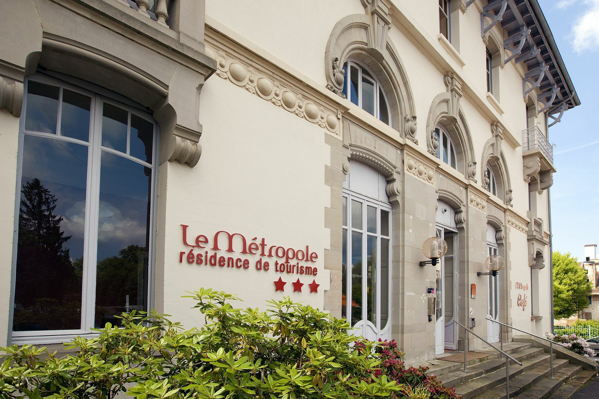 Hotels & Residences - Les Thermes Luxeuil-les-Bains Exterior photo
