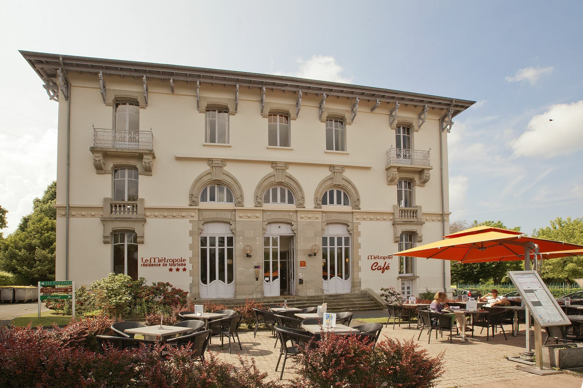 Hotels & Residences - Les Thermes Luxeuil-les-Bains Exterior photo